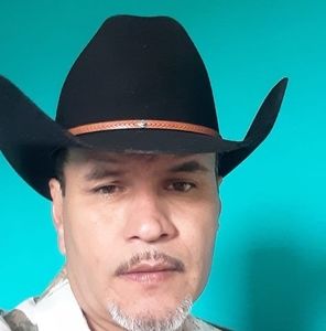 Meet your Posher, Gilberto